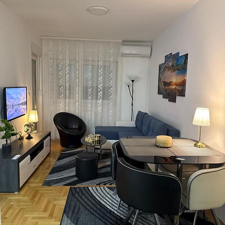 Barbara Appartement Belgrado Buitenkant foto